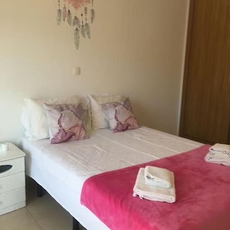 3 Bedroom Apartment With Pool In Lagos Bagian luar foto