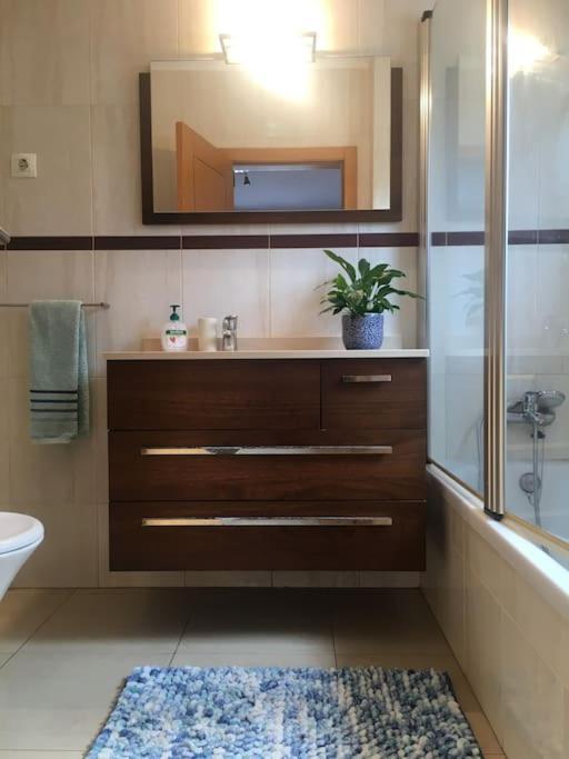 3 Bedroom Apartment With Pool In Lagos Bagian luar foto